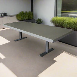 Ferro Dining Table - Concrete with Steel Base